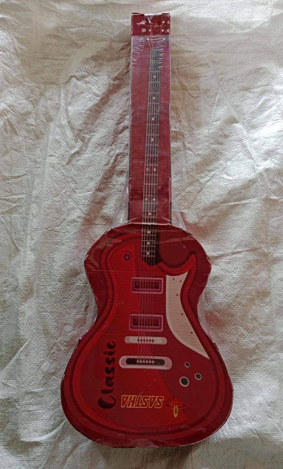 GUITAR (1 PCS)